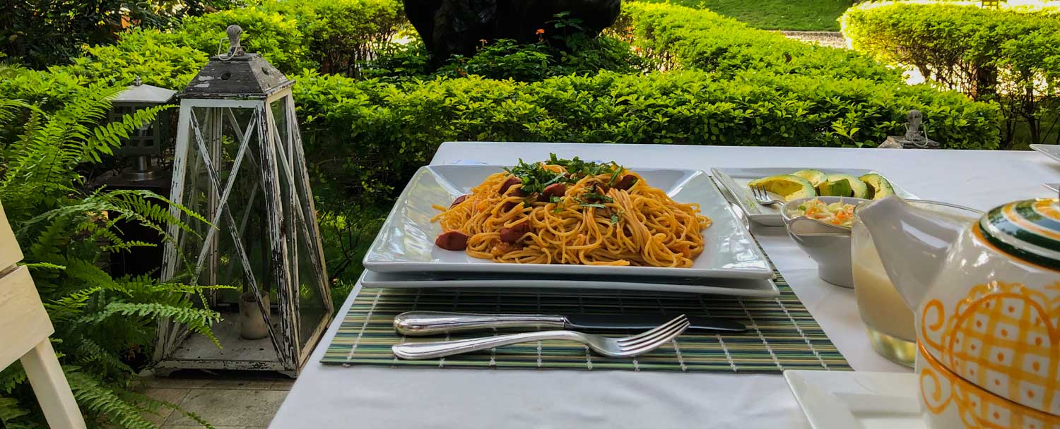 Spaghetti breakfast served up at a restaurant in Haiti